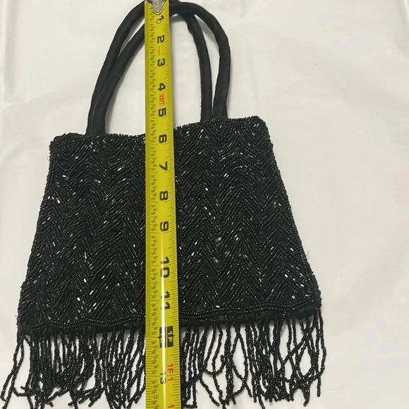 Vintage Hand Beaded Black Evening Purse with shoulder strap. This is a gem!! - Picture 4 of 6